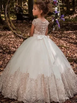 Robes de fille de fleur blanche Champagne Tulle manches courtes bijou cou robes de fille de fleur