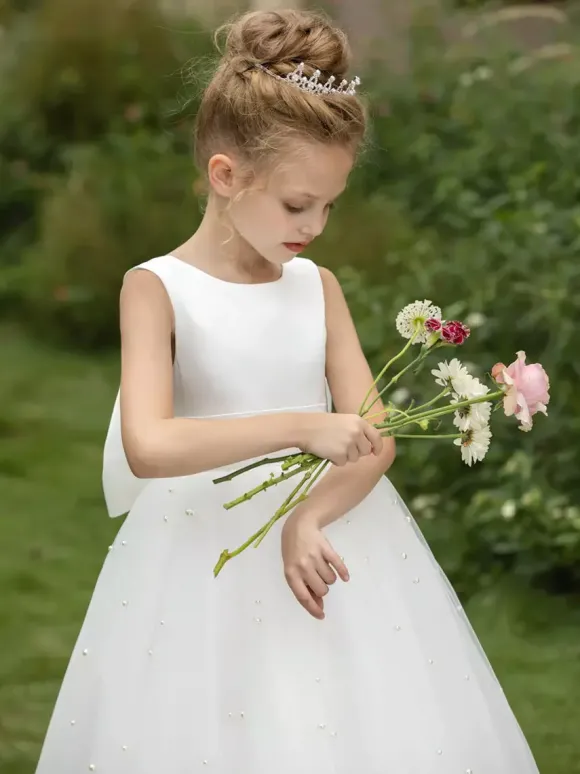 Robes de fille de fleur de mariage Robes d'occasion spéciale Arcs blancs sans manches