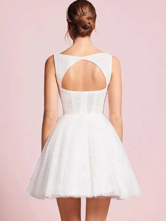 Robes de mariée courtes à col carré sans manches en coupe A