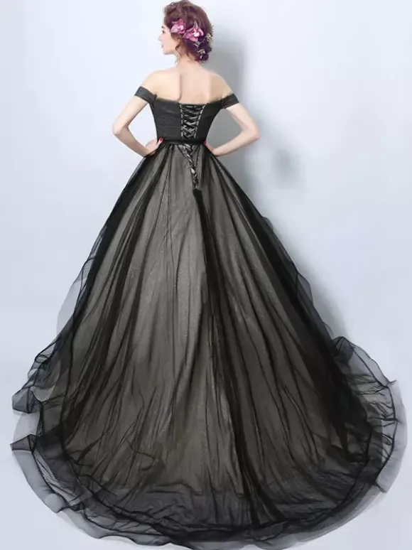 Robes de mariée gothique Robe de princesse silhouette sans manches Robe royale en dentelle robe de mariée