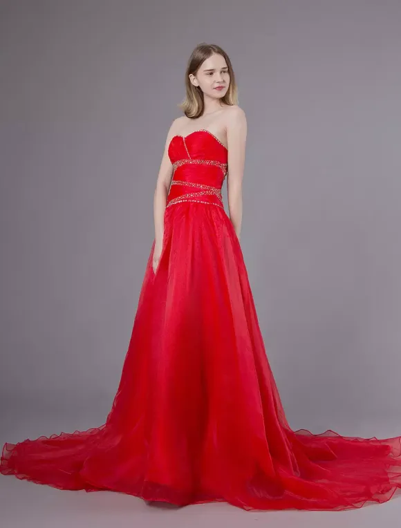 Robes de mariée rouges robes de soirée sans bretelles en organza perlées