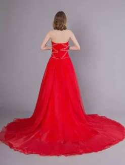 Robes de mariée rouges robes de soirée sans bretelles en organza perlées
