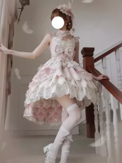 Robe Sweet Lolita sans manches à bordure en dentelle et jupe-salopette bouffante disponible en 3 couleurs
