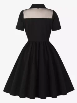 Robe trapèze vintage années 1950 pour femme col contrastant en résille fermeture boutonnée sur le devant
