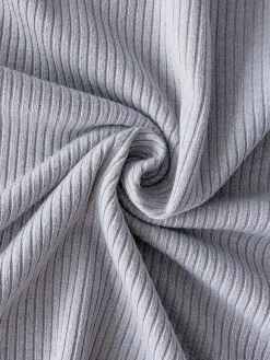 Robe tricotée pour femme en polyester confortable à manches longues et col haut