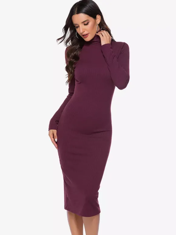 Robe tricotée pour femme en polyester confortable à manches longues et col haut