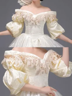 Robe Tudor rétro champagne à volants style Marie-Antoinette en polyester style tunique vintage pour femme.