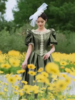 Robe victorienne à tournure bouffante manches bouffantes volants en dentelle robe maxi rétro avec chapeau