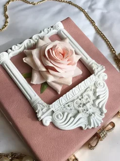 Sac gothique Lolita avec chaînes roses et perles appliquées sac à main en cuir PU accessoires Lolita