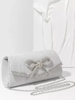 Sac à main à bandoulière en tissu plissé amovible avec chaîne idéal pour les fêtes et les occasions spéciales.