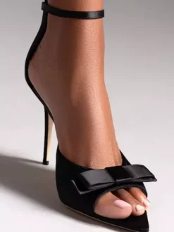 Sandales à talons hauts en satin bout ouvert bride à n艙ud à la cheville chaussures de soirée