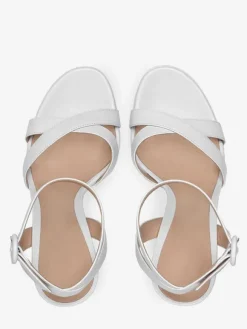 Sandales femme blanche en PU talon carré plateforme