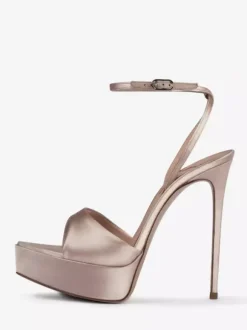 Sandales noires à talons hauts en satin bout ouvert et bride cheville chaussures de soirée