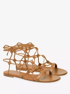 Sandales plates noires à lacets et bout ouvert pour femmes
