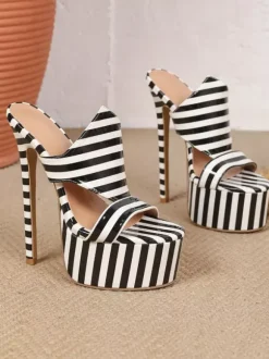 Sandales sexy pour femmes à rayures blanches plateforme bout ouvert et talons hauts.