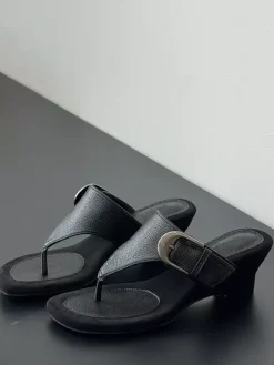 Sandales compensées pour femmes tongs en daim avec boucle