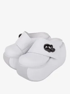 Sandales gothiques Lolita avec détails en métal bout rond squelette en cuir PU chaussures d'été blanches Lolita