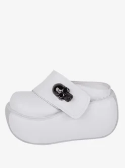 Sandales gothiques Lolita avec détails en métal bout rond squelette en cuir PU chaussures d'été blanches Lolita