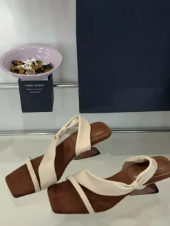 Sandales mules à bout ouvert pour femmes sandales à talons design à lanières