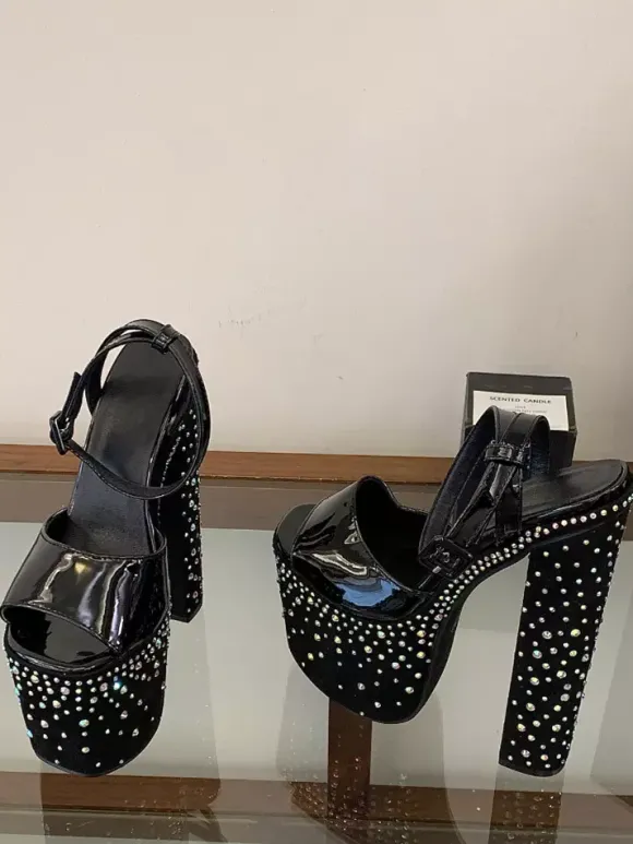Sandales noires sexy à plateforme strass bout ouvert et talon compensé