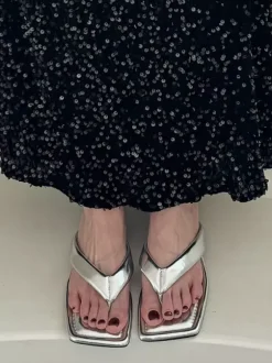 Sandales noires à talon épais et sans talon pour femmes