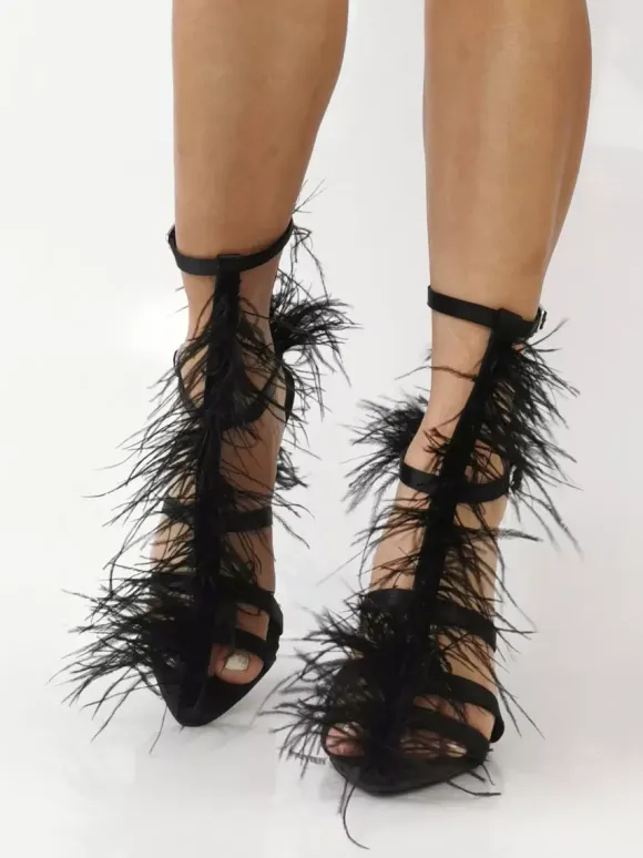 Sandales noires à talons hauts et détails en fausses plumes chaussures de soirée à talons épais