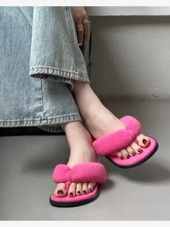 Sandales plates à enfiler pour femmes