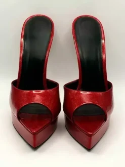 Sandales rouges sexy pour femmes à talons hauts bout ouvert et plateforme.
