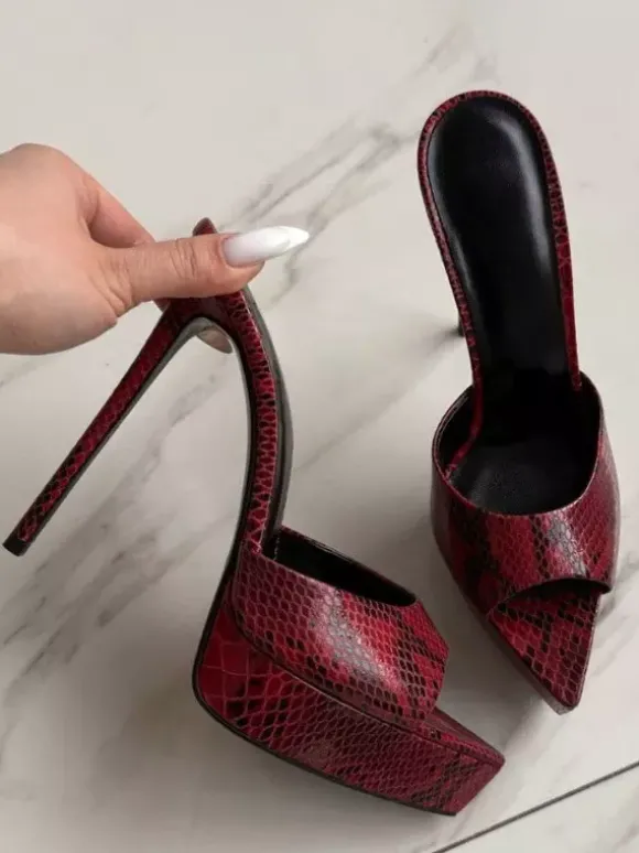Sandales rouges sexy pour femmes à talons hauts bout ouvert et plateforme.