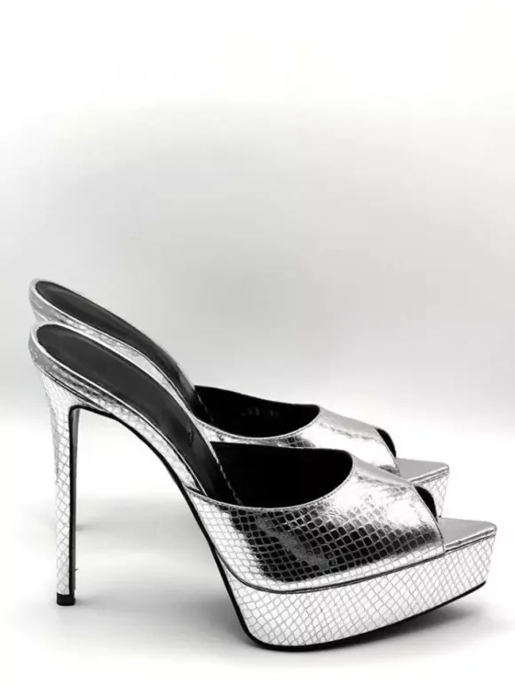 Sandales rouges sexy pour femmes à talons hauts bout ouvert et plateforme.