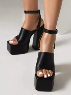 Sandales à talons pour femmes Bout carré Talon épais Sandales en faux cuir