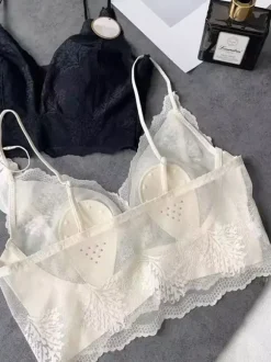 Soutien-gorge court en dentelle sans armatures lingerie transparente à fines bretelles