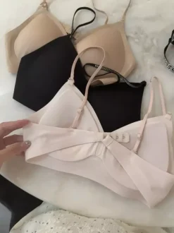 Soutien-gorge sans armatures et sans coutures avec bretelles strass brassière push-up confortable