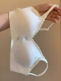 Soutien-gorge sans coutures et sans armatures brassière douce et confortable à bord festonné