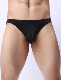 String homme sexy en nylon unicolore