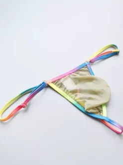 String pour homme avec ceinture arc-en-ciel en maille transparente