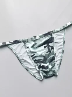 String pour homme en soie glacée à imprimé camouflage