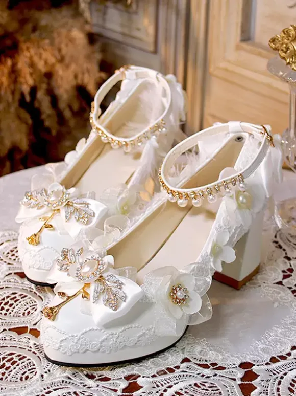 Sweet Lolita Footwear Perles blanches Chaînes N艙uds Bout pointu Escarpins Lolita en cuir PU