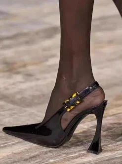 Talons slingback pour femmes boutons talon de forme spéciale chaussures habillées noires