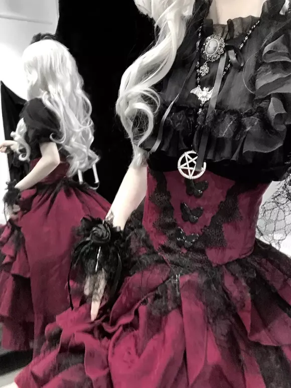Tenues gothiques Lolita en dentelle noire à volants et à volants en jacquard col orné chemisier à manches courtes et jupe pour soirée thé