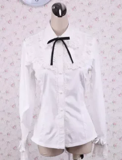 Toussaint Cosplay Lolita Blouse blanche manches longues en coton avec dentelle garniture Turn-down col Black Bow Déguisements Halloween