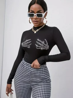 T-shirt à manches longues pour femme motif tête de mort noire et strass col rond