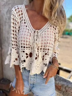 T-shirt bohème ajouré en crochet blouse blanche à col en V et lacets en dentelle