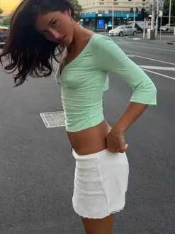 T-shirt à manches 3/4 et col en V bleu pour femme