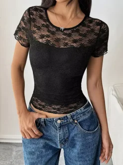 T-shirt noir à manches courtes en dentelle avec détails transparents 2026