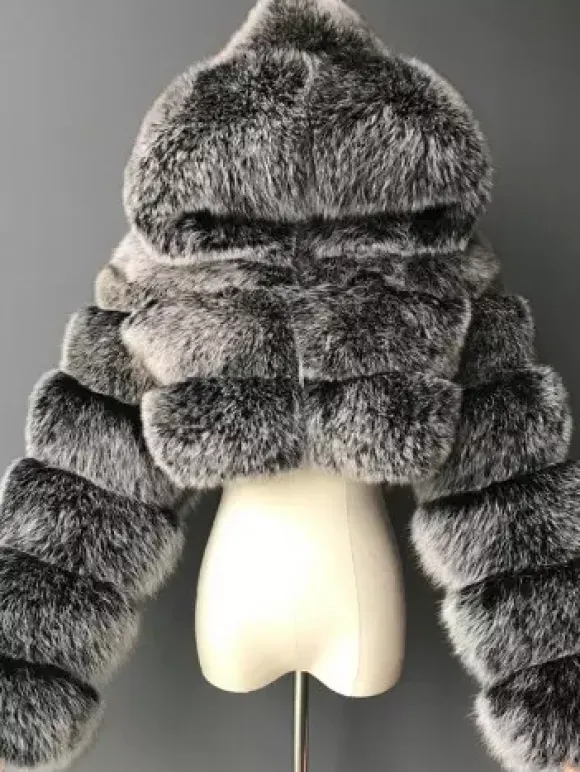Veste blanche en fausse fourrure avec capuche manteaux courts tendance pour femmes vêtements d'hiver 2026