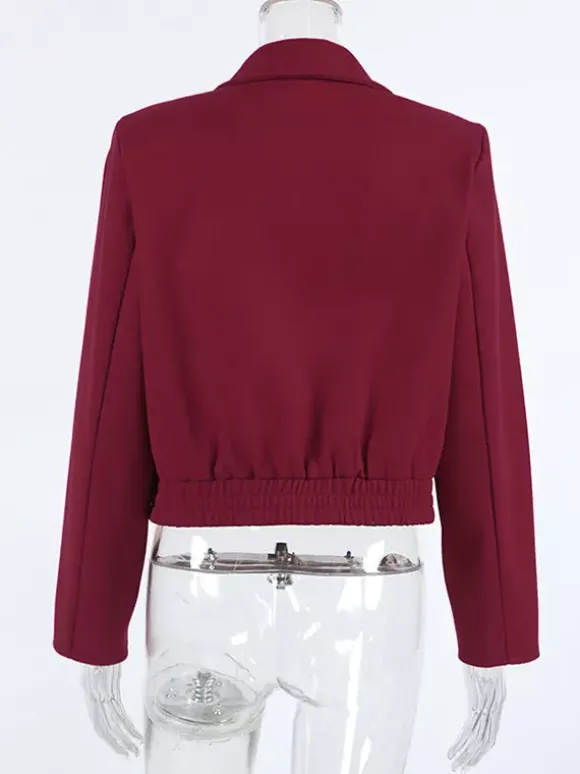 Veste bomber courte rouge bordeaux à col minimaliste fermeture éclair intégrale et poignets élastiques