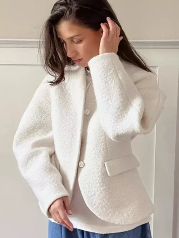 Veste courte blanche en bouclette pour femme - Élégante veste d'extérieur à col V manches bouffantes et coupe ajustée - Chic français pour le printemps 2026