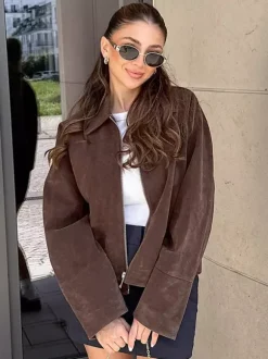 Veste courte femme en daim moka - Fermeture éclair minimaliste col polo coupe carrée - Idéale pour un look streetwear printanier décontracté (collection printemps 2026)