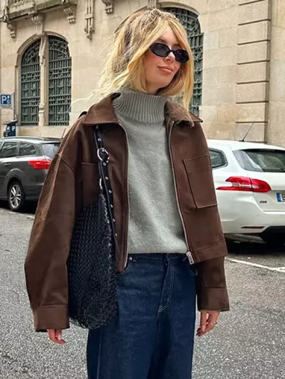Veste courte zippée en daim marron avec poches pour femme (2026)
